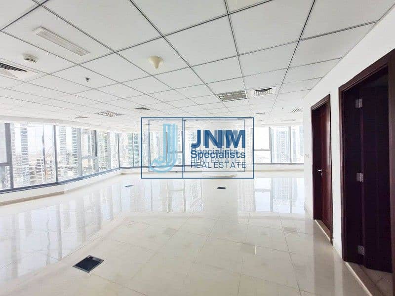 4 Corner Office with Pantry and WC | Platinum Tower