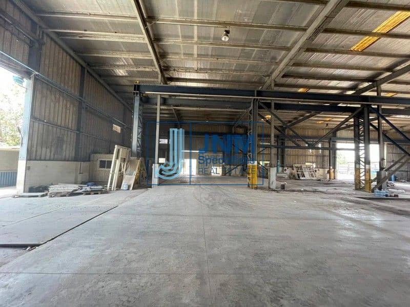 14 200000 Sq-ft commercial land with warehouse for rent in al quoz