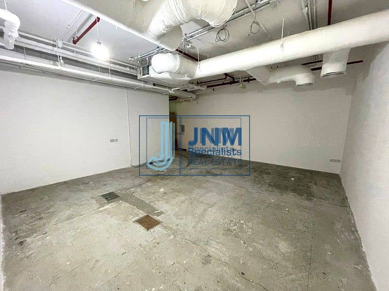 3 Generous High Floor | Fully Fitted Office Cluster V