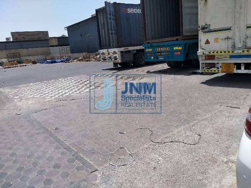 2 Commercial land with warehouse for rent in al quoz