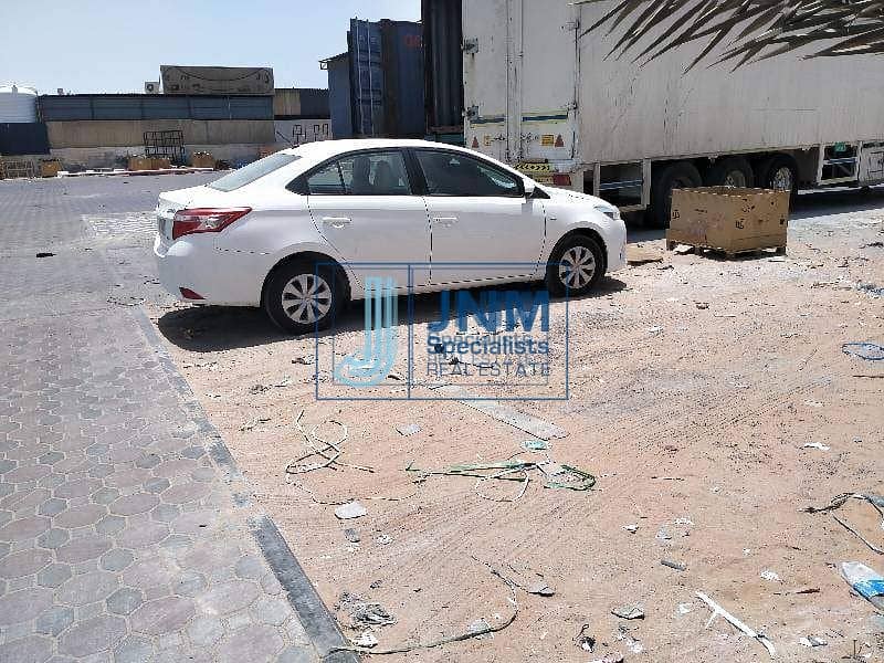 8 Commercial land with warehouse for rent in al quoz