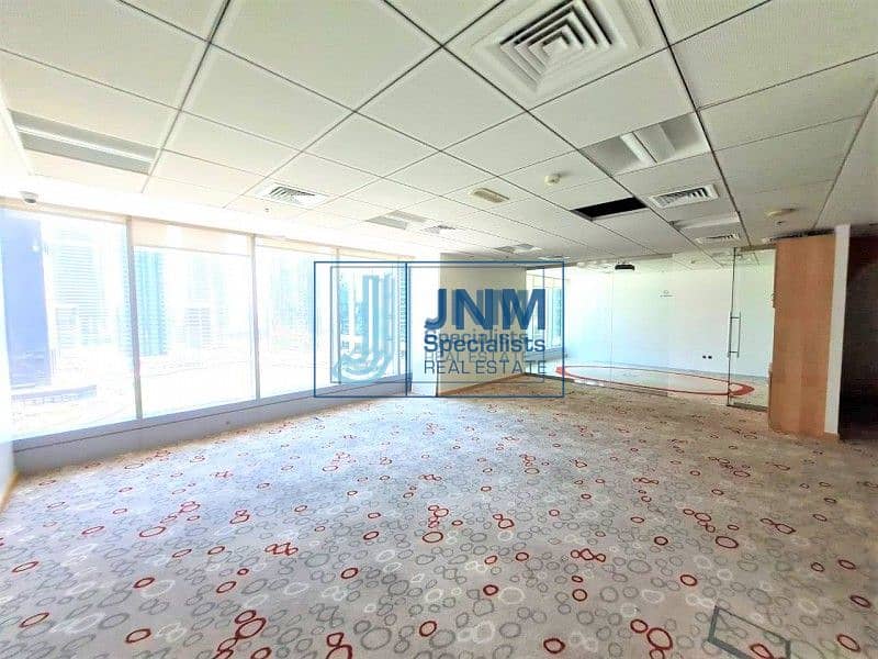 8 A Grade tower |Full lake view | Next to JLT metro