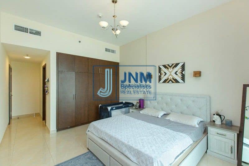 5 Fully Furnished | Bright & Spacious | 2 Bedroom Apartment