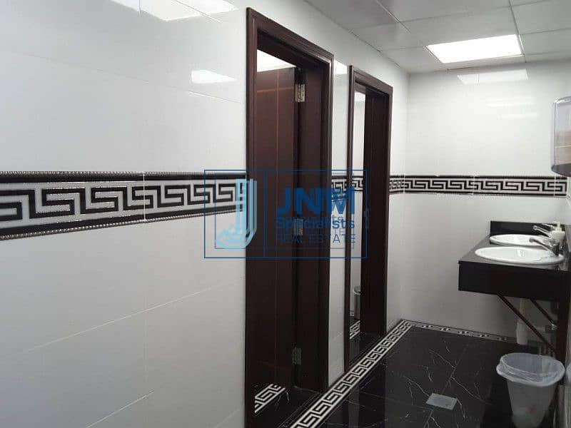 16 Full Floor Fitted office in Platinum | High Floor