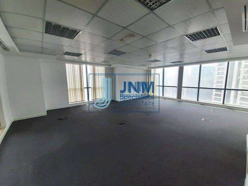 7 Elegant Partial Lake View | High Floor | Combined Offices !