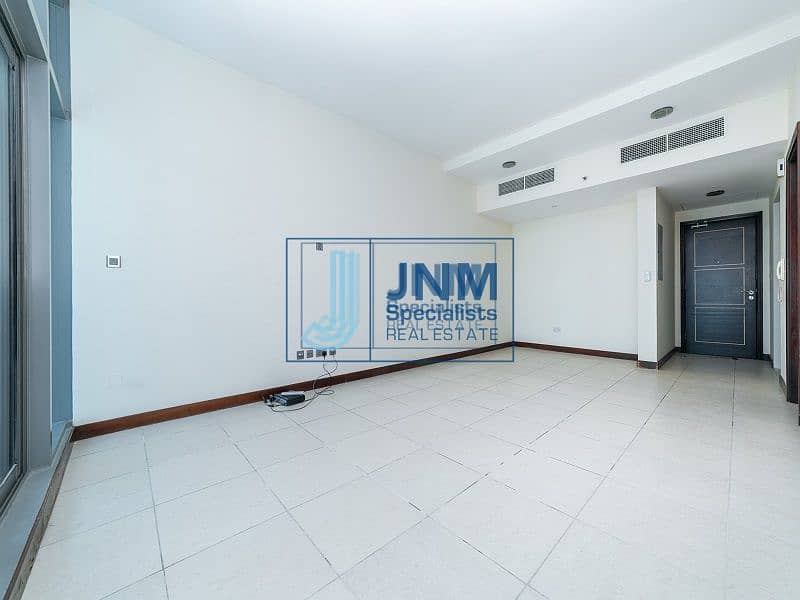 Hot deal ! | A grade tower | Lake View |Next to Metro | 30th floor
