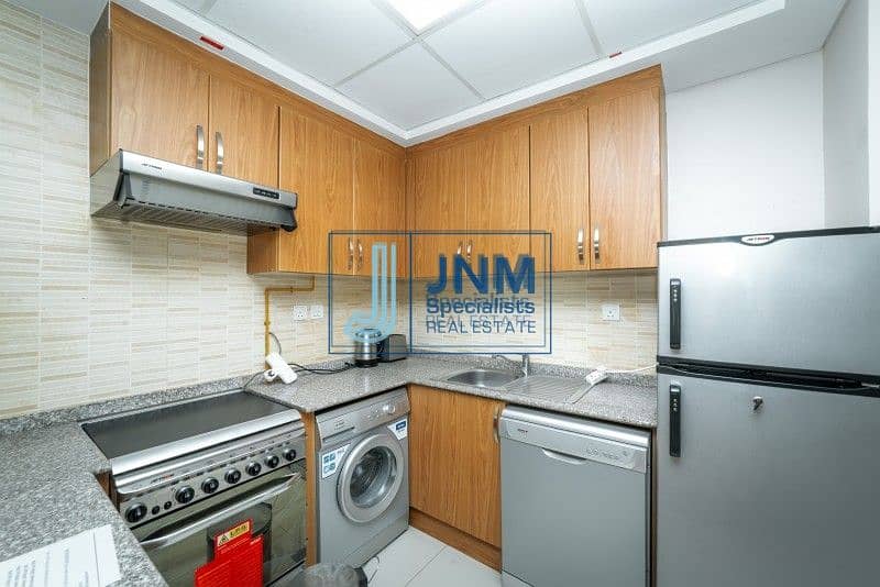 11 Fully Furnished | Spacious 1BR Unit| With Balcony