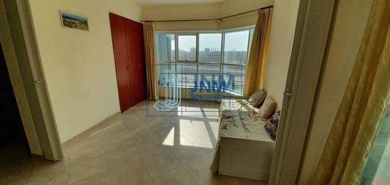 8 2 Beds w/ Huge Balcony | Marina View | Low Floor