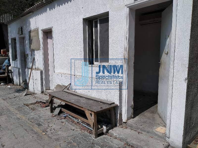 2 Commercial land with warehouse for rent in al quoz