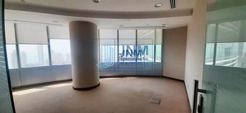 位于朱美拉湖塔 (JLT)，阿尔玛斯塔 的写字楼 370000 AED - 5487471