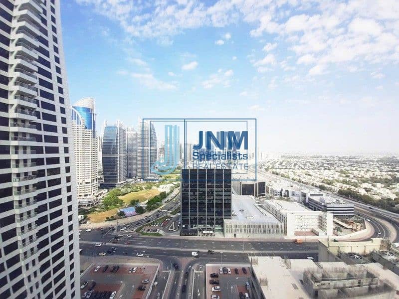 8 Fitted & High Floor Office | Ready to move in