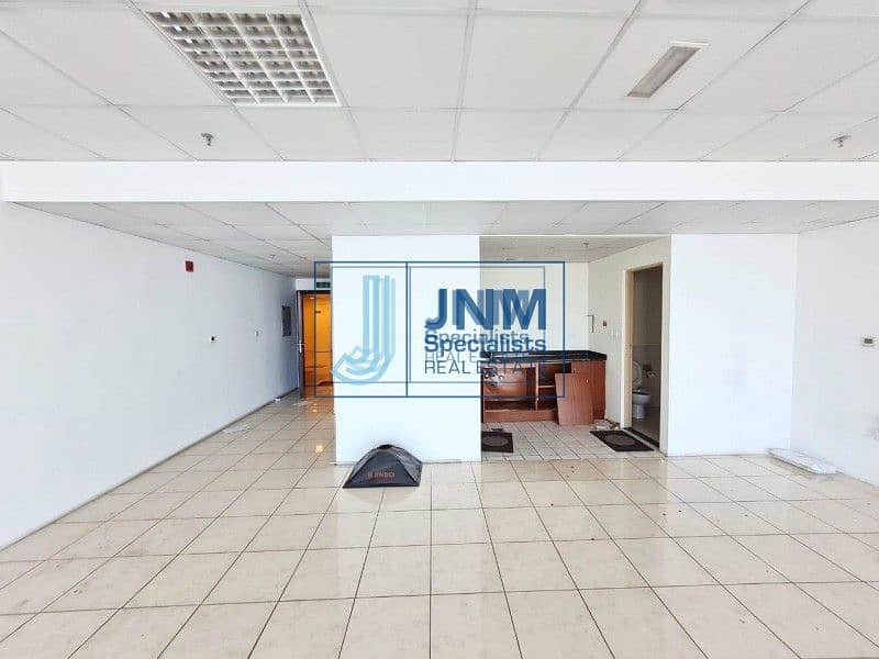 8 Alluring Fitted Office | Higher Floor | Well Priced !