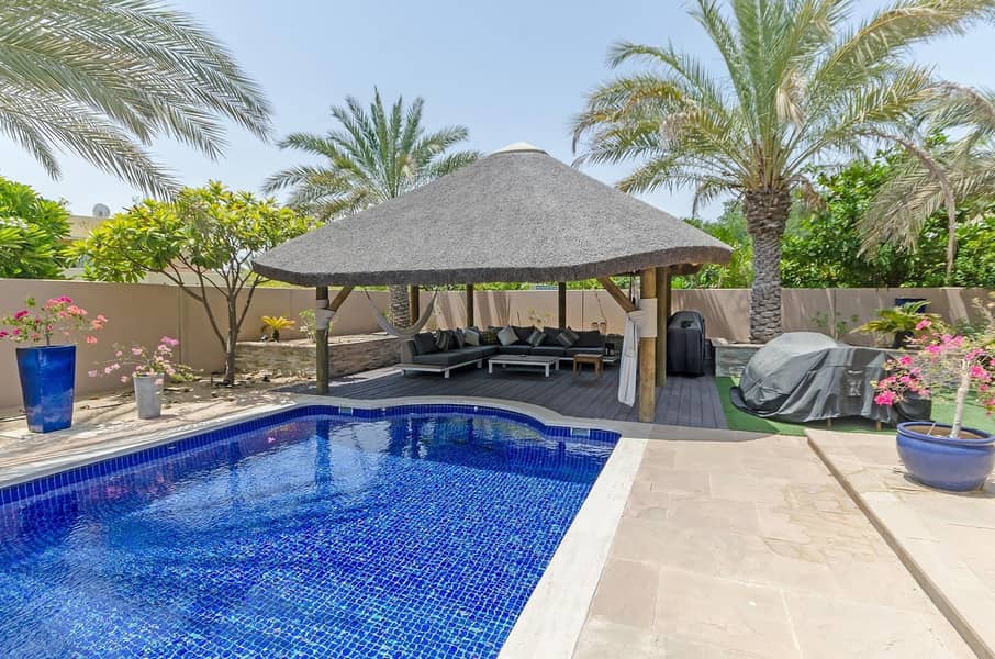 18 Exclusive |Fully Upgraded | Extended |Pool