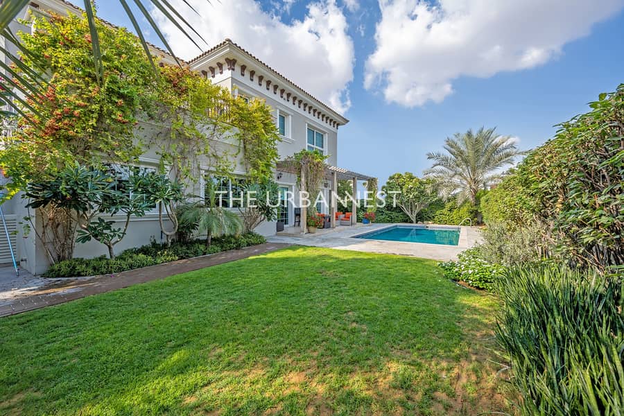 4 EXCLUSIVE | Customized 5BR | with Pool and Garden