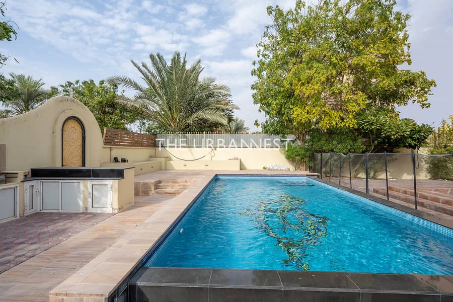 19 Valencia in Prime Location 5BH | Pool and Garden
