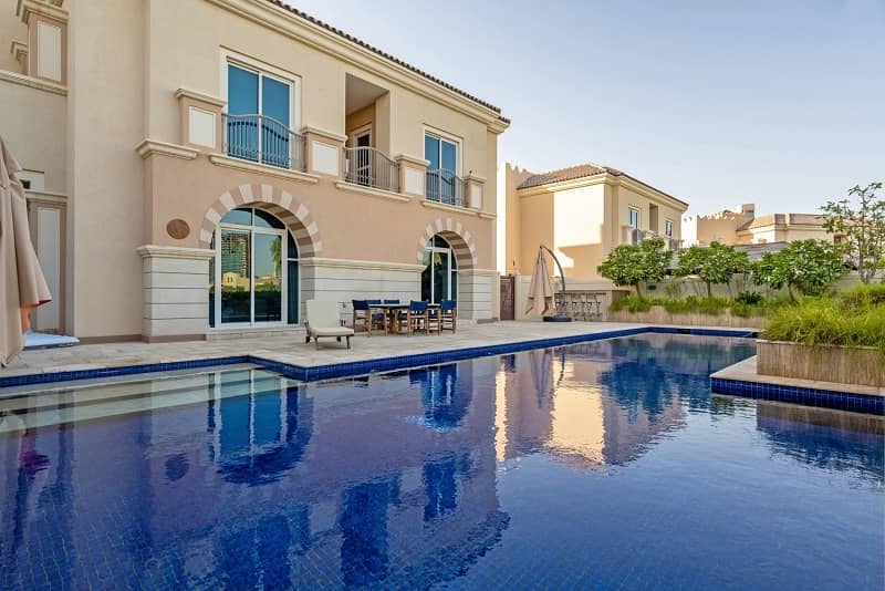 5 EXCLUSIVE | Must See | Open Kitchen |Stunning Pool