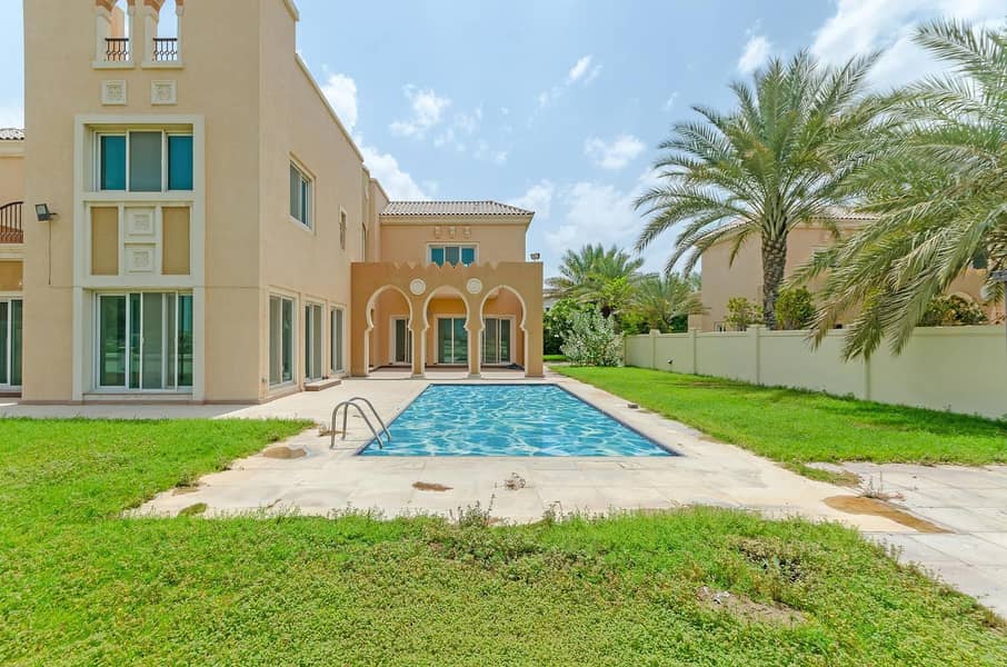 28 Stunning 6 Bed A1 Golf Course View Villa