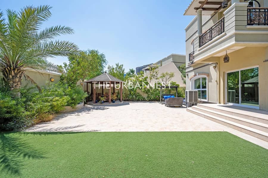 2 5 Bed | Gorgeous Golf View Villa| Exclusive