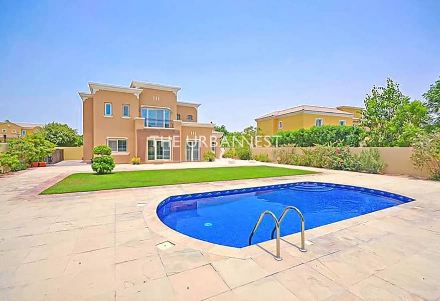 11 4 Bedroom Type 16 | with Pool | Large Plot