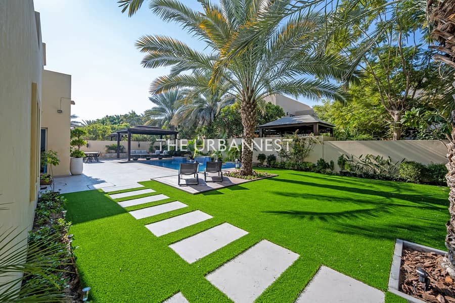 35 Elegant Upgraded |Landscaped with Decking and Pool