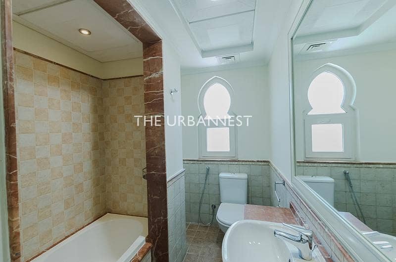 12 Type TH2 | in Oliva | Vacant |  for Rent
