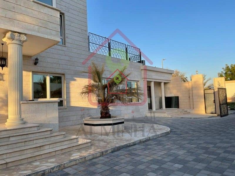 Вилла в Аль Масуди, 10 спален, 8000000 AED - 5610526