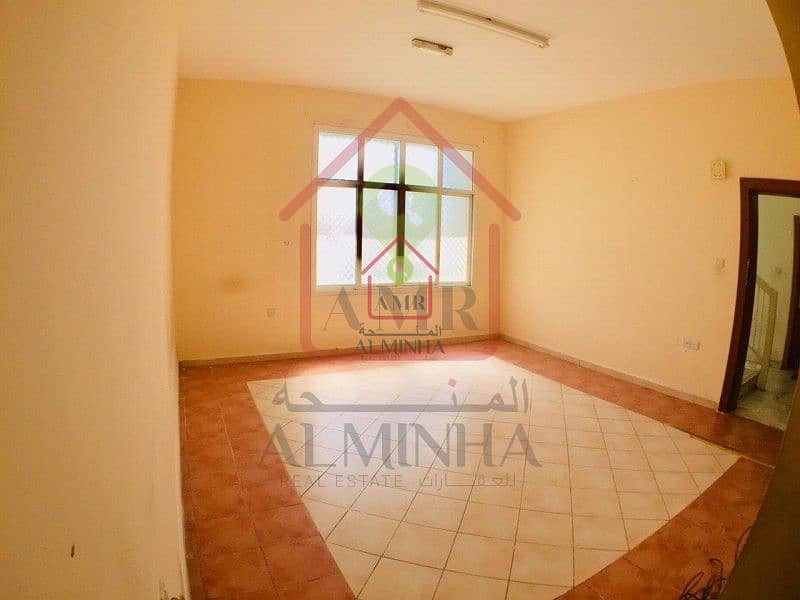 Квартира в Аль Мувайджи, 2 cпальни, 34000 AED - 4974831