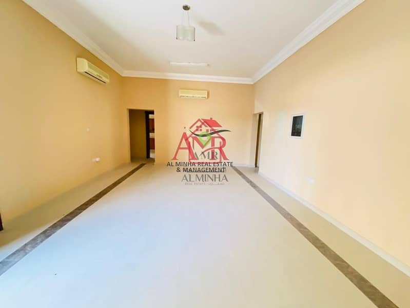 2 Easy access to Al Ain Abu Dhabi Roof Ground Floor villa / Shaded parking /