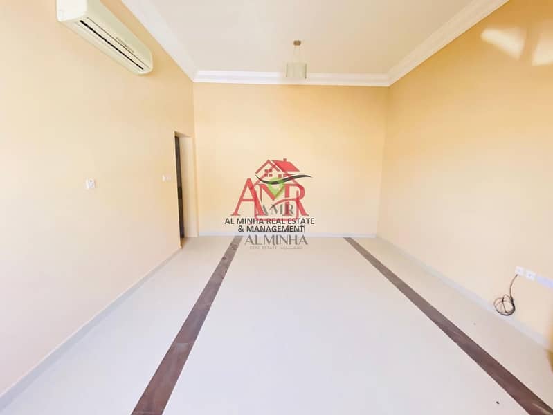 5 Easy access to Al Ain Abu Dhabi Roof Ground Floor villa / Shaded parking /