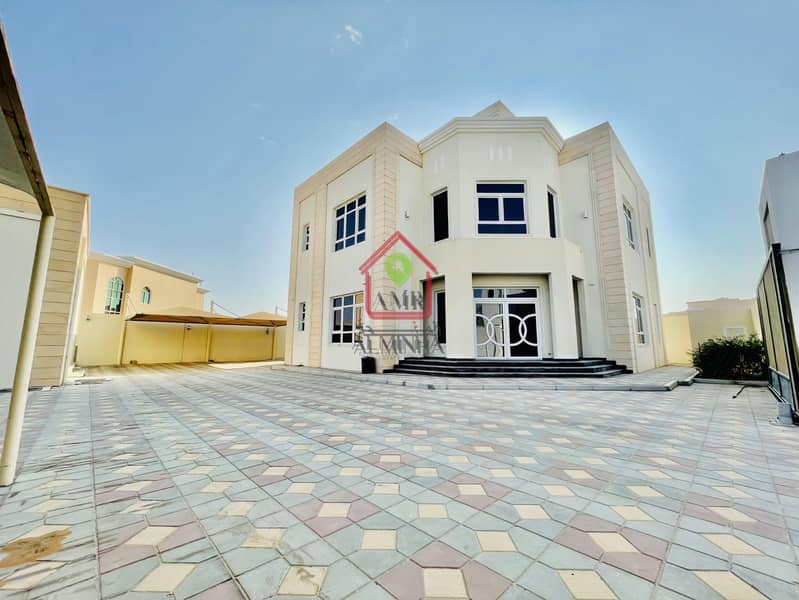 Luxury Independent Villa with Outside Mulhaq