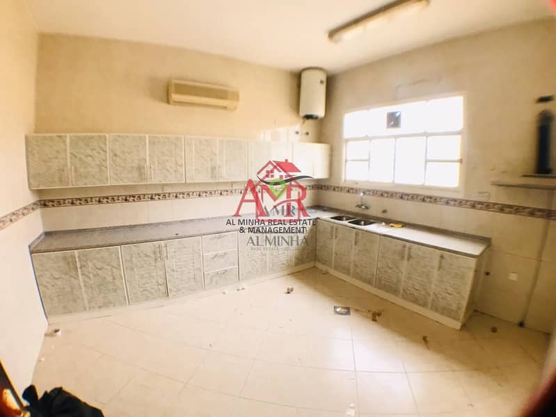 6 Splendid Duplex Villa | Huge Yard | Covered Parking | Balconies | Hot Deal