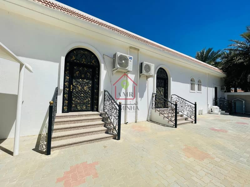 Spacious Renovated Bright Ground Floor Separate  Villa