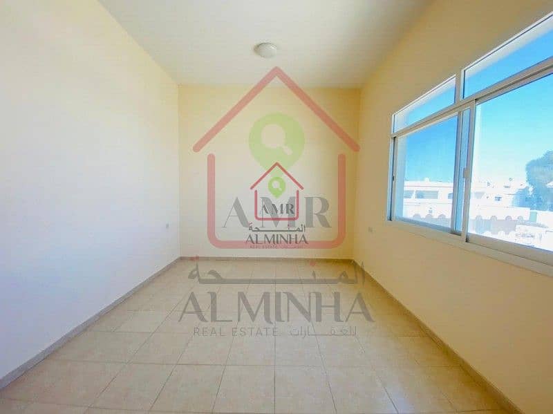 Neat & Clean 3Br With Majlis | Covered Parking