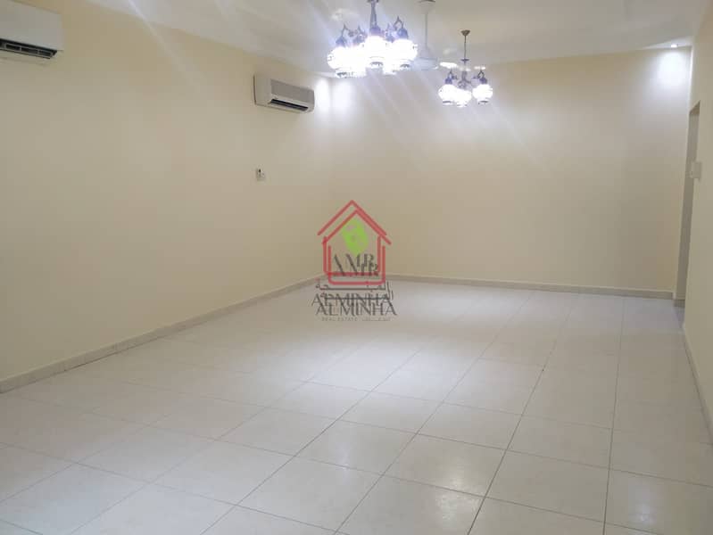 شقة في الخبیصي 2 غرف 36000 درهم - 6580823