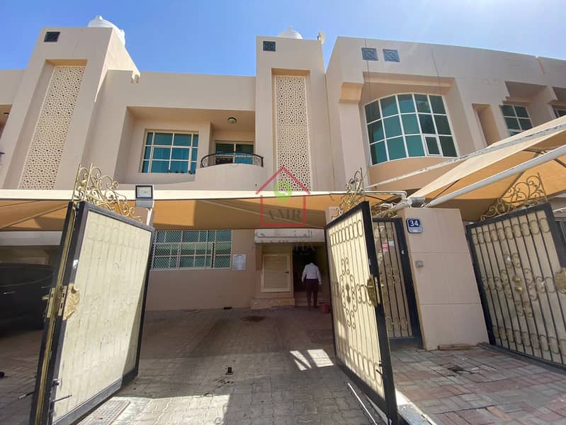 Квартира в Аль Мутавах，Здание Шейха Шамса, 3 cпальни, 55000 AED - 6900780