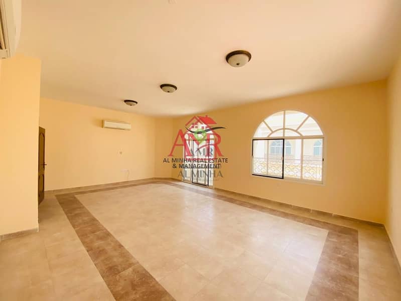 10 Amazing 3 Br Apartment With Balcony & Shaded Parking