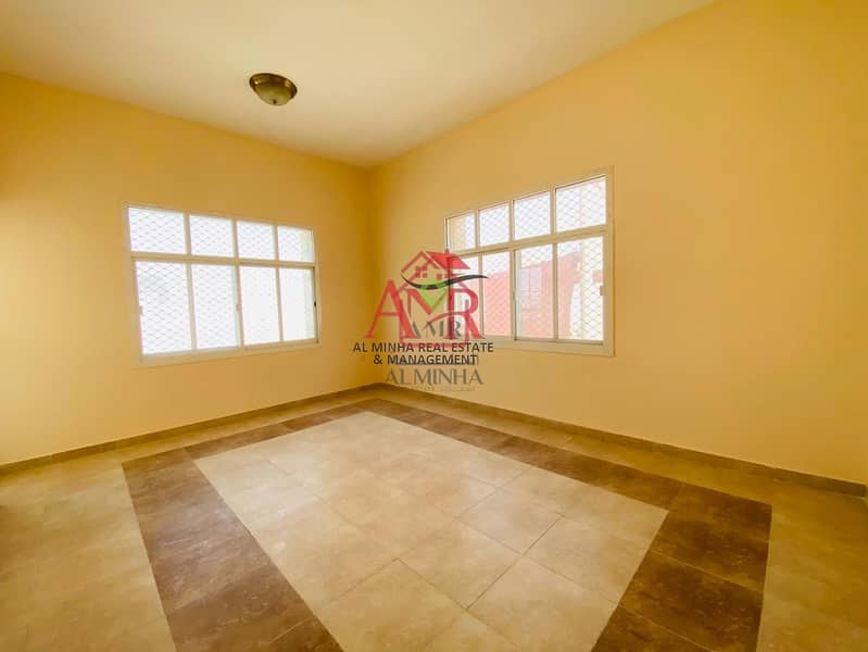 13 Amazing 3 Br Apartment With Balcony & Shaded Parking