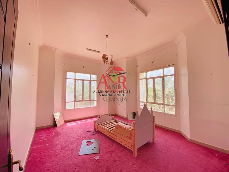 13 Amazing Villa In Towayya With Separate Entrance And Private Yard