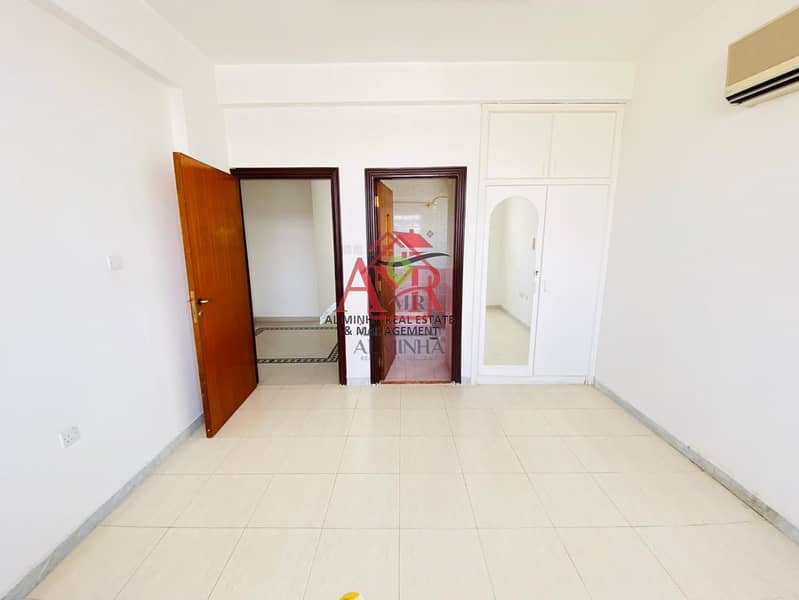 5 4 Master Bedrooms Villa with Separate Entrance And Private Yard In Khabisi. Easy Aceess To Airport & Tawam.