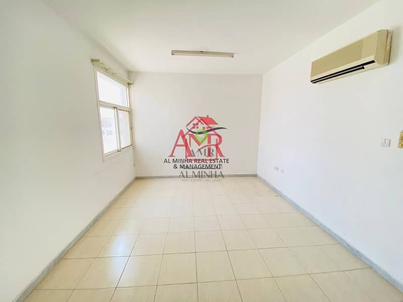 7 4 Master Bedrooms Villa with Separate Entrance And Private Yard In Khabisi. Easy Aceess To Airport & Tawam.