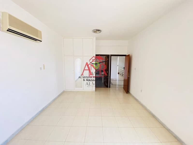 9 4 Master Bedrooms Villa with Separate Entrance And Private Yard In Khabisi. Easy Aceess To Airport & Tawam.