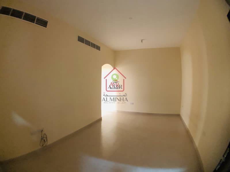11 Spacious 2 Bedrooms With Central AC