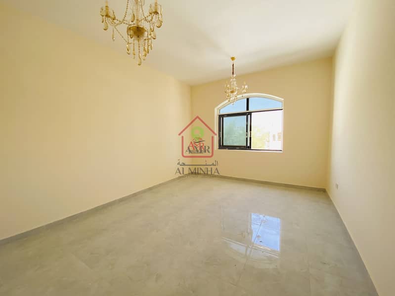 6 Private Entrance With Wardrobes & Balcony