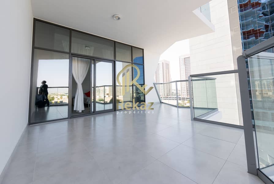 13 Own your apartment in Al Jaddaf with a wonderful view of the Al Khor Tower 525 thousand dirhams