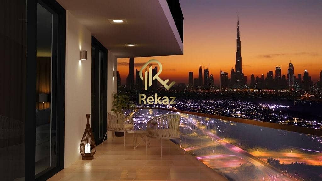 4 Owns an apartment with a view of Burj Khalifa