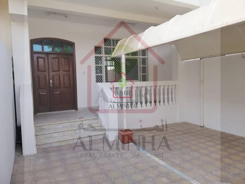 Nice 3Br with Private Yard & Entrance & Parking