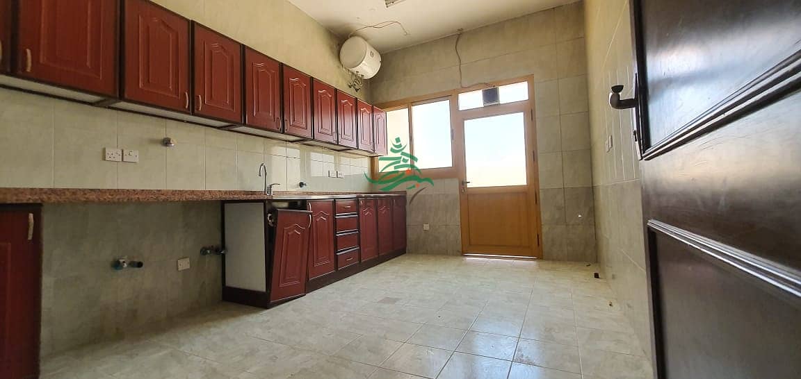 7 Bright and Breezy 4 bed apartment in Al Muroor aria