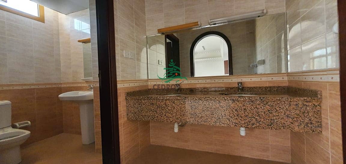 9 Bright and Breezy 4 bed apartment in Al Muroor aria