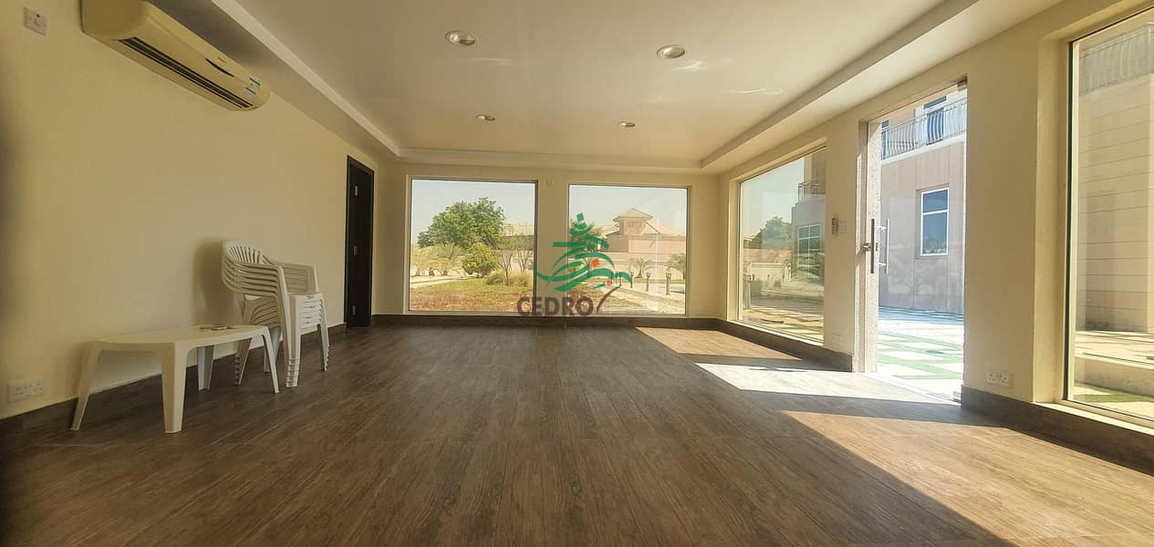 56 Luxury modern  Five bedrooms villa fully furnished  in mohamad bein zaid city