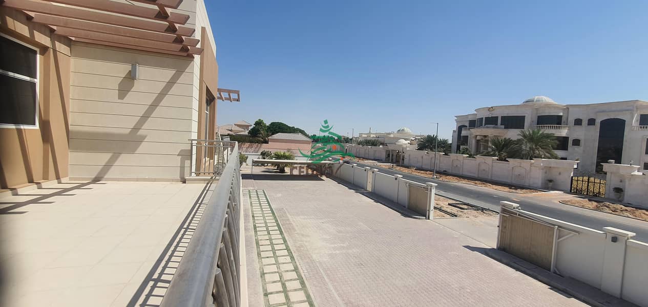 60 Luxury modern  Five bedrooms villa fully furnished  in mohamad bein zaid city